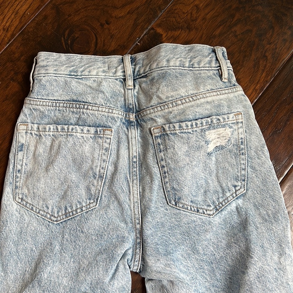 Jeans - Picture 4 of 4